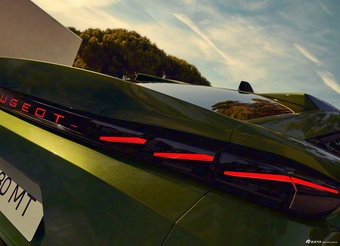 2026款标致408(海外) 基本型 官图