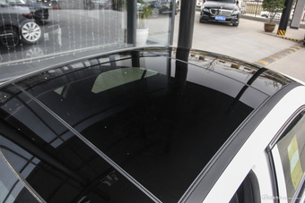 2019款奔驰A级 1.3T 自动200 L运动轿车