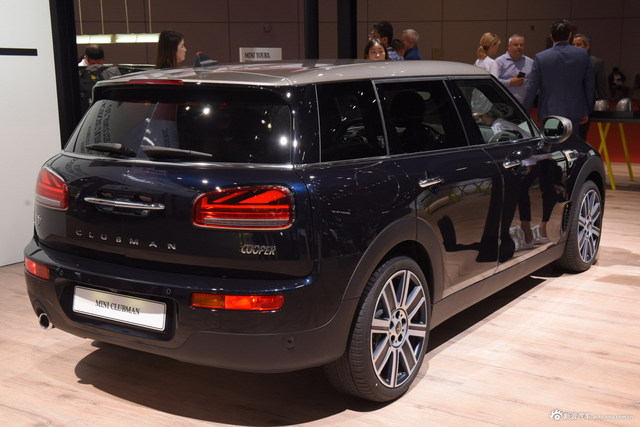 MINI CLUBMAN