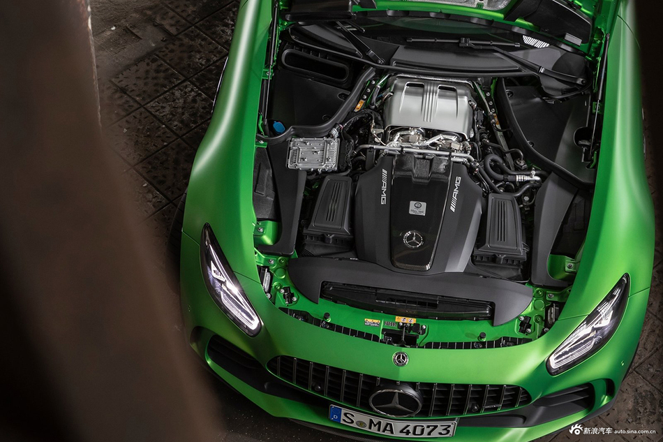 全国最高直降4.76万元，奔驰AMG GT新车近期优惠热销
