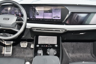 2026款一汽奥迪A5L 2.0T 乾崑智驾版