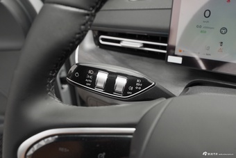 2025款艾瑞泽8 Pro 2.0T 豪华型