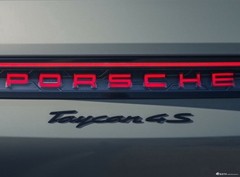 2025款Taycan 4S Cross Turismo 官图