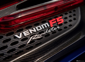 2023款Venom F5 Roadster 官图