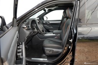 2026款皇冠陆放 2.5L HEV四驱尊贵版