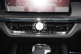 2023款山海炮 3.0T V6 汽油性能版