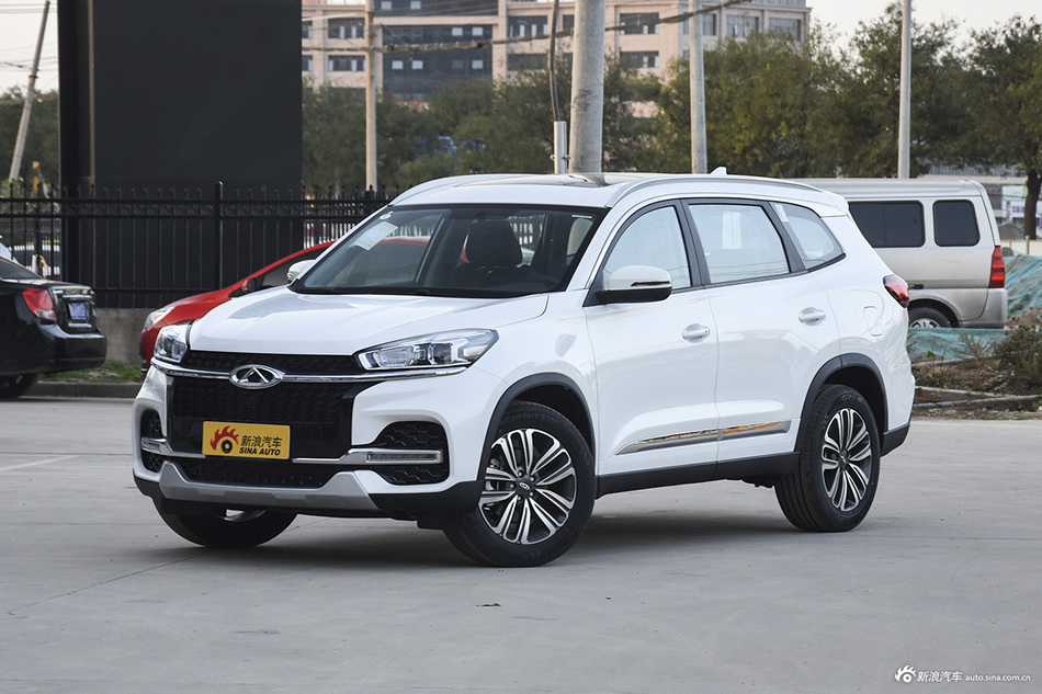 2018款瑞虎8 1.5T自动豪华型 7座 