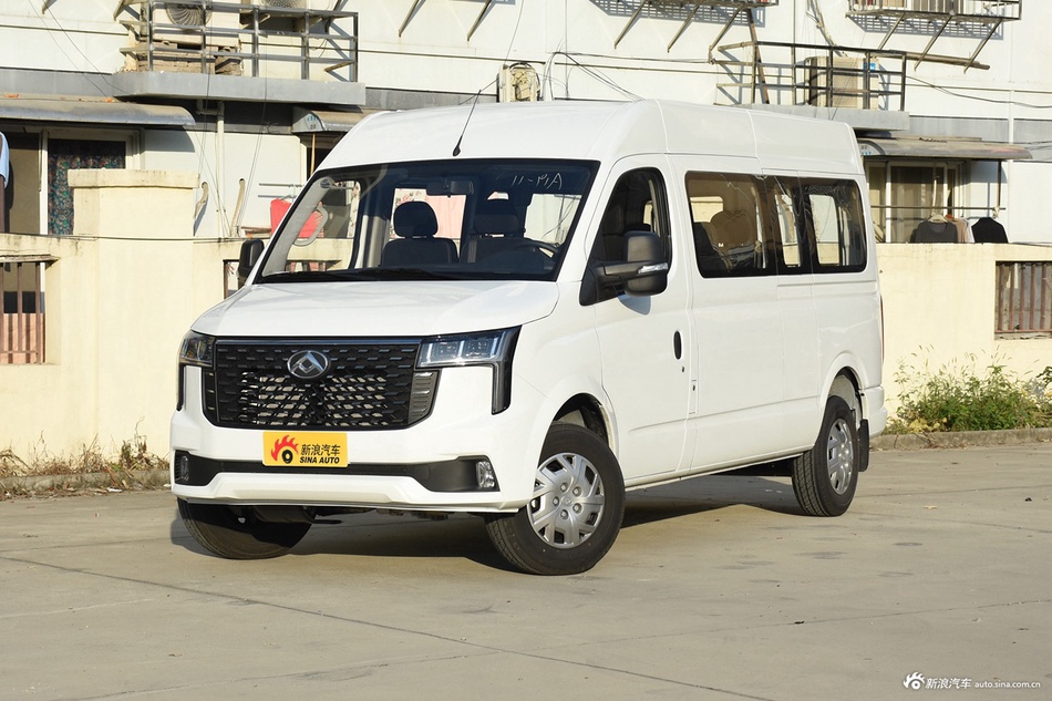 2024款上汽大通MAXUS V80 傲运通 6MT 长轴中顶127Ps 6/7/8/9座