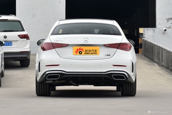 2026款奔驰C级 C 260 L 运动版