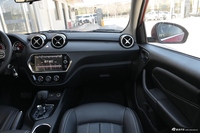 2019款东南DX3X酷绮1.5T自动尊贵型