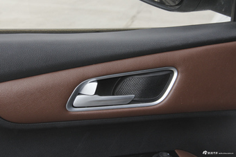 2018款斯威X7 1.5T手动尊贵型7座