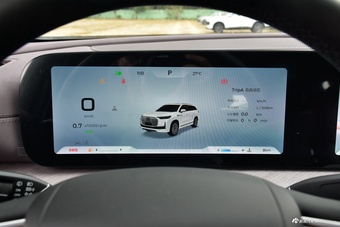 2026款瑞虎9 2.0T 自动两驱耀享版