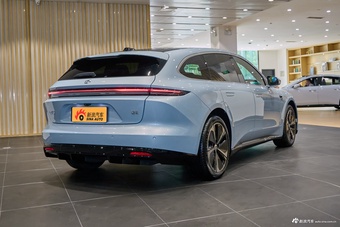 2025款蔚来ET5T 75kWh Touring