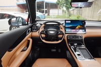 2025款博越L 第四代 1.5TD DCT 山河