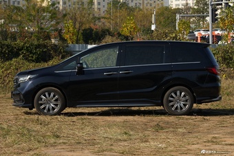 2026款奥德赛 2.0L e:HEV 锐·领享版