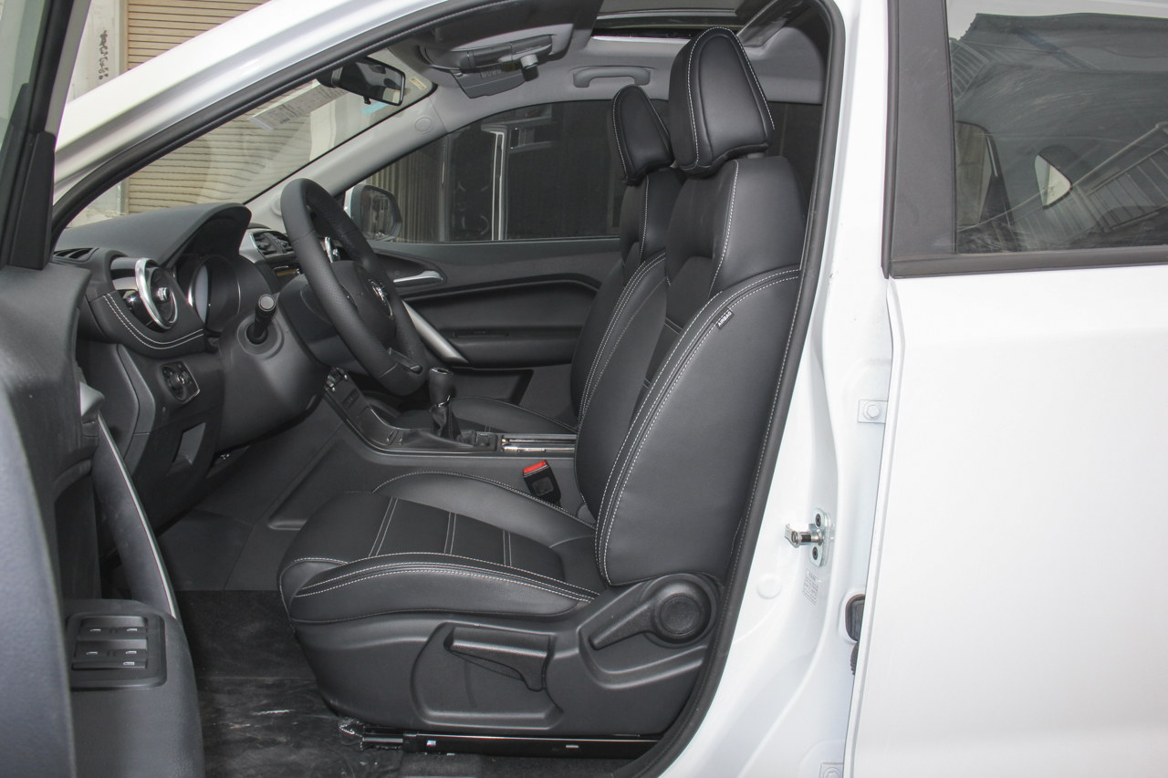 2019款锐腾1.5T 20T手动尊享氙灯版