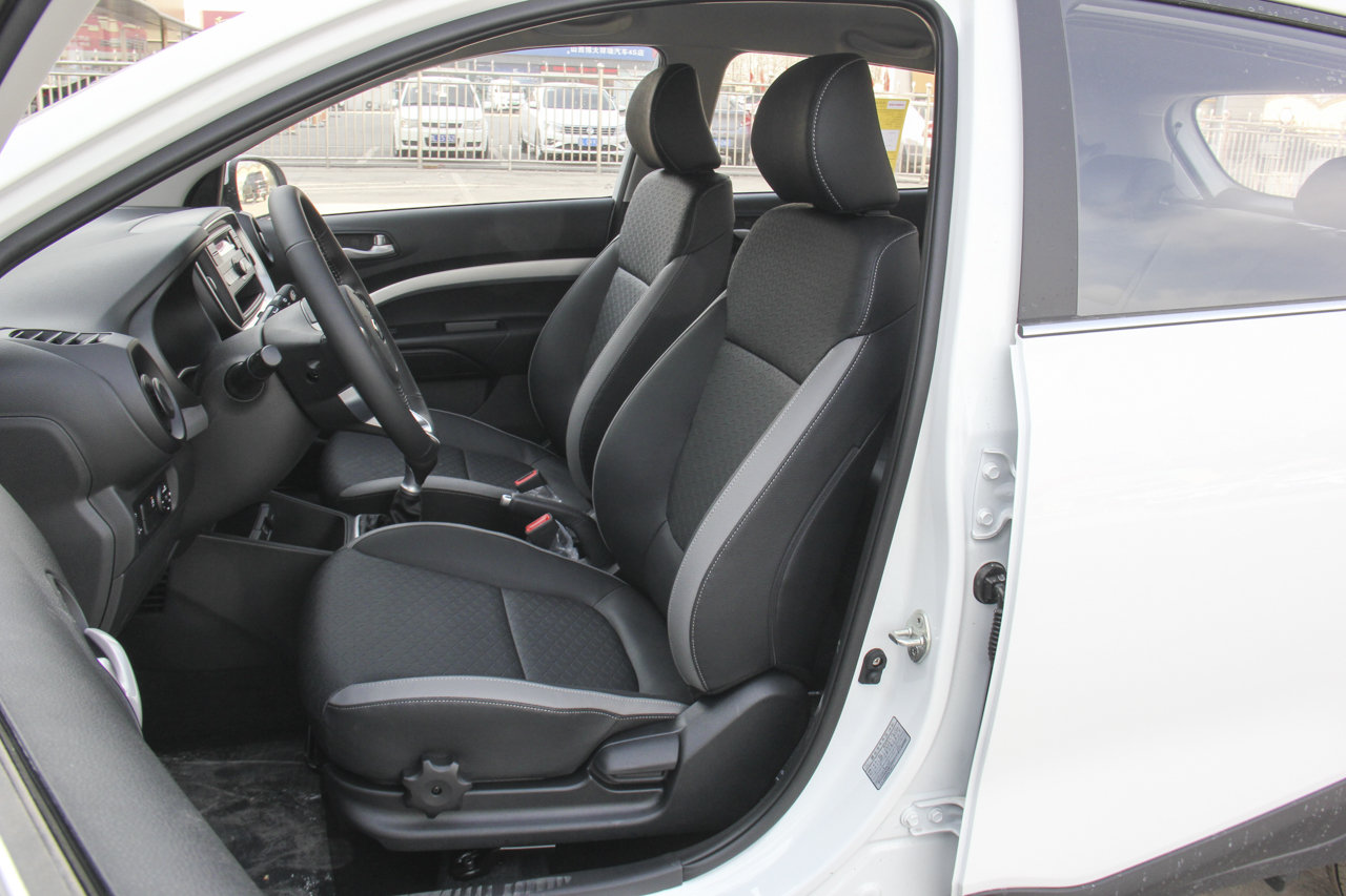 2019款奕跑1.4L手动趣享版