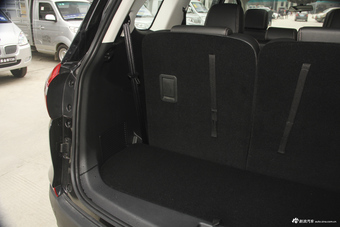 2018款斯威X7 1`.8L手动豪华版7座