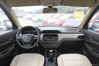 2018款五菱宏光S 1.5L手动标准型