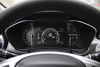 2018款北汽绅宝智行1.5T自动新智版