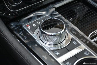 2018款捷豹XJL 3.0L自动SC两驱典雅商务版 