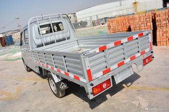 2019款神骐T10 1.5L标准型载货车双排995kg