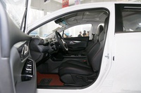 2021款北京U5 PLUS 1.5L CVT尊贵版