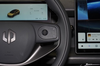 2026款零跑Lafa5 515 Max