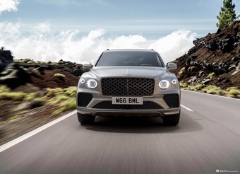 2026款添越 4.0T V8 云境版 官图