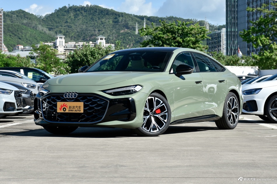 2026款奥迪A5L Sportback 尊享quattro型