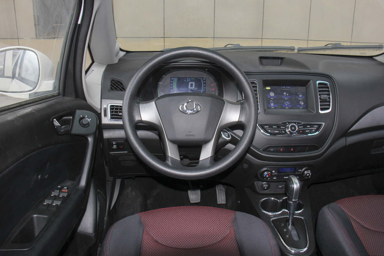 2019款全球鹰K27 300KM 舒适型