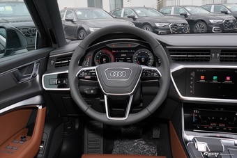2026款奥迪A6L 45 TFSI 臻选动感型