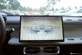 2025款零跑B01 430舒享版