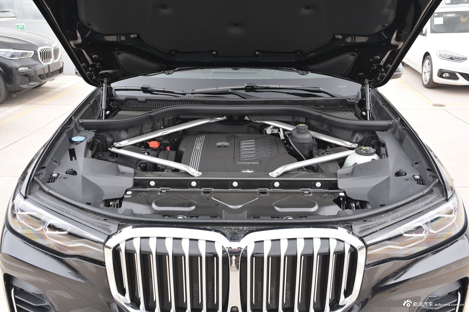 2019款宝马X7 xDrive40i 领先型豪华套装