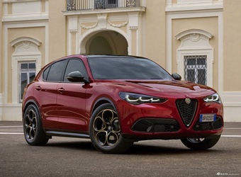 2025款Stelvio斯坦维 Intensa 官图