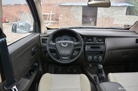 2018款五菱荣光V 1.2L手动标准型国V 