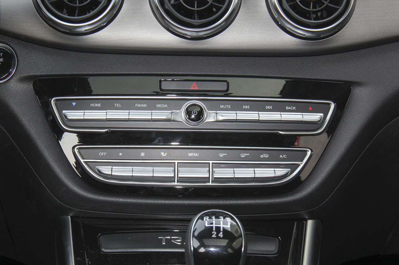 2018款君马MEET3（美图3）1.5T 手动舒适型