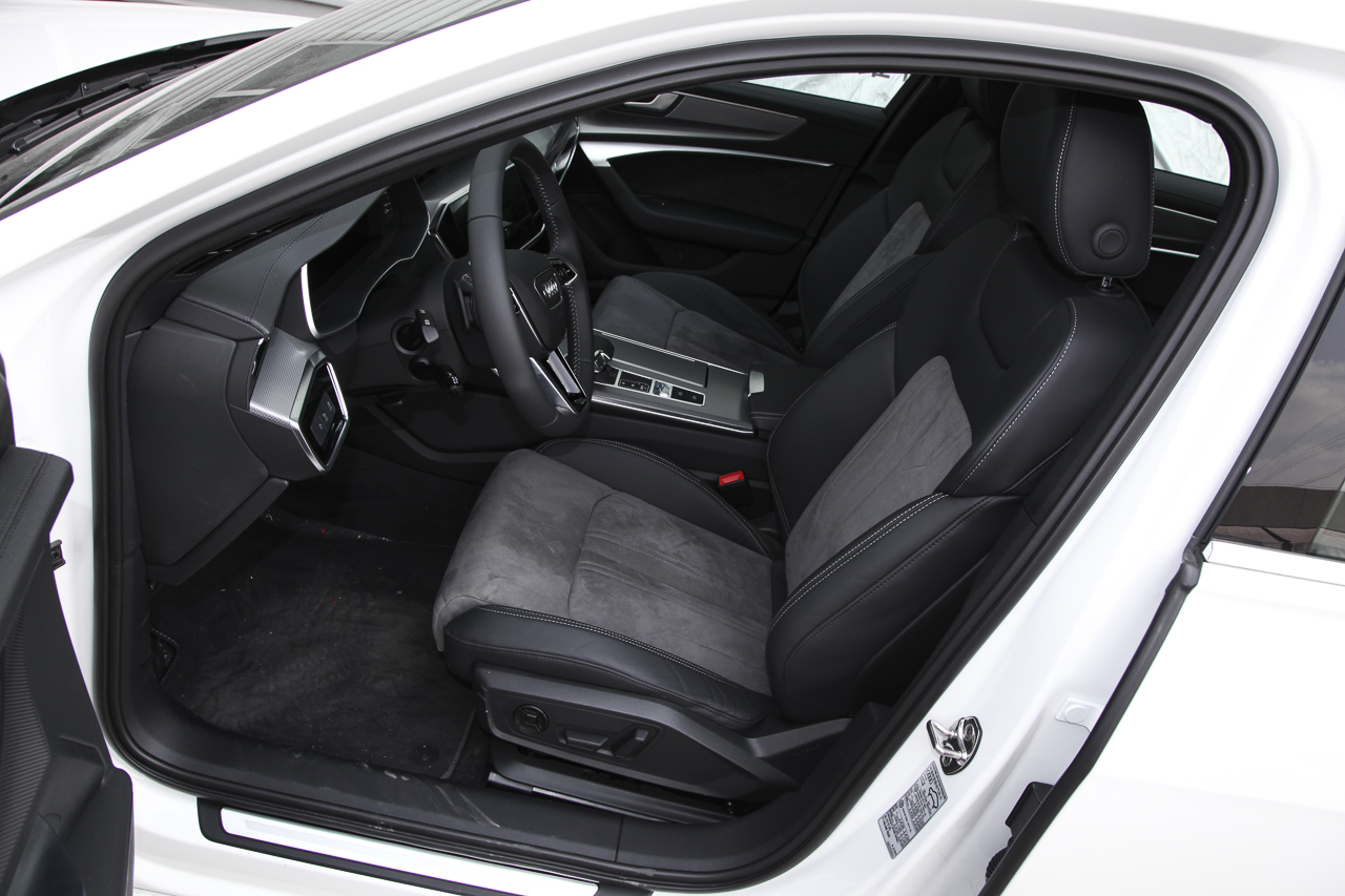 2019款奥迪A6L 2.0T自动45TFSI臻选动感型