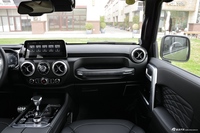 2019款北京BJ40 2.3T自动盛世华章版 国VI 