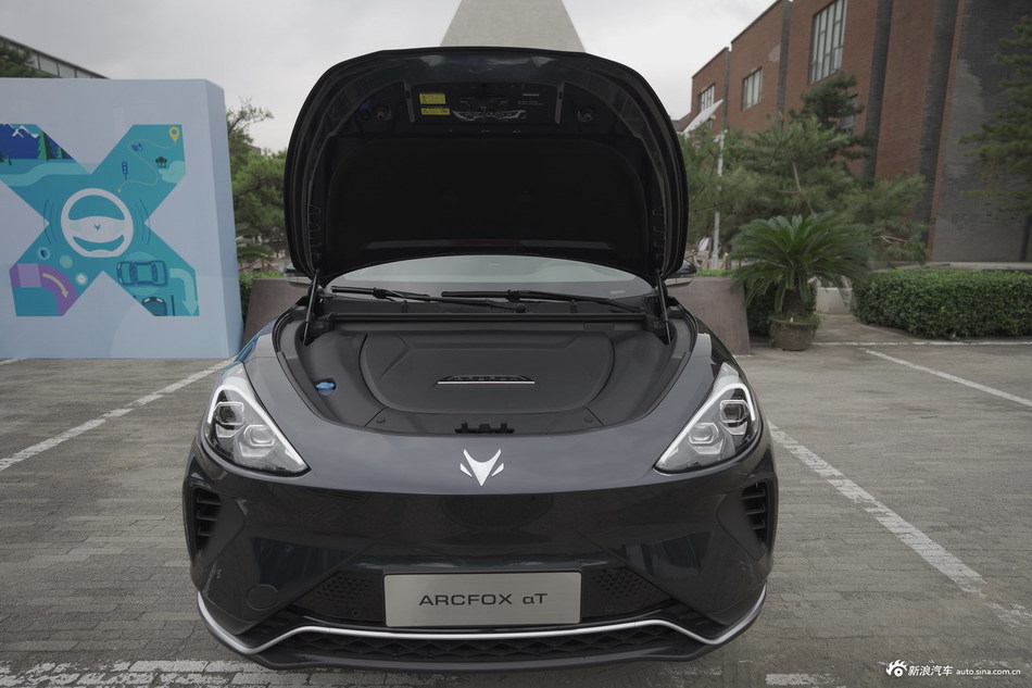 2021款ARCFOX αT 653kS