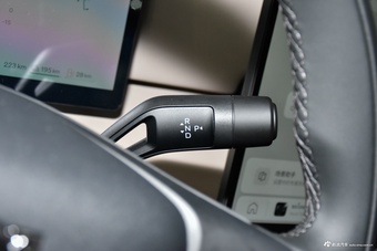 2026款沃尔沃XC70插电 四驱超长续航Core