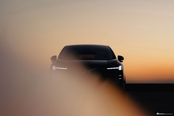 2026款沃尔沃EX60 基本型 官图