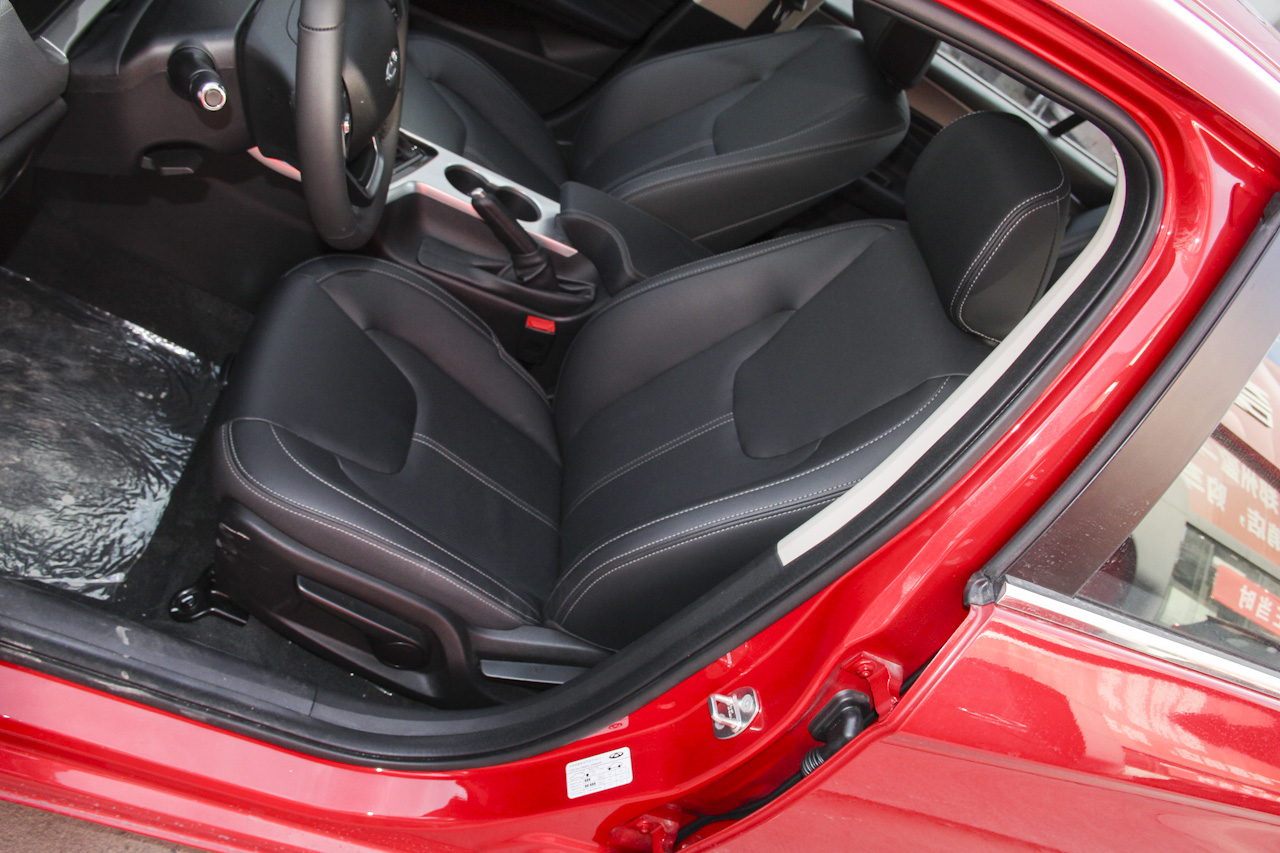 2019款艾瑞泽5 1.5L自动自在版 