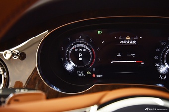 2024款添越 4.0T V8 雅度版