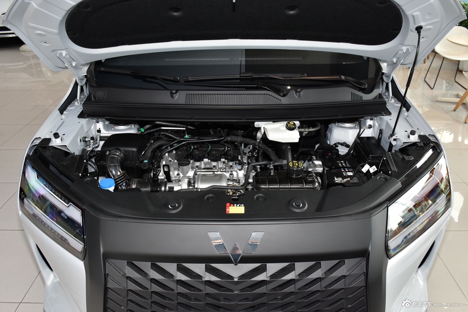 2025款五菱星光730 1.5T 6MT 舒适型