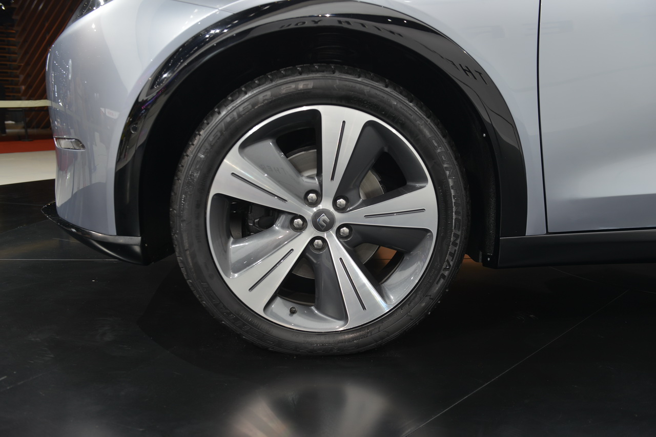 2019上海车展实拍：博郡iV6新能源