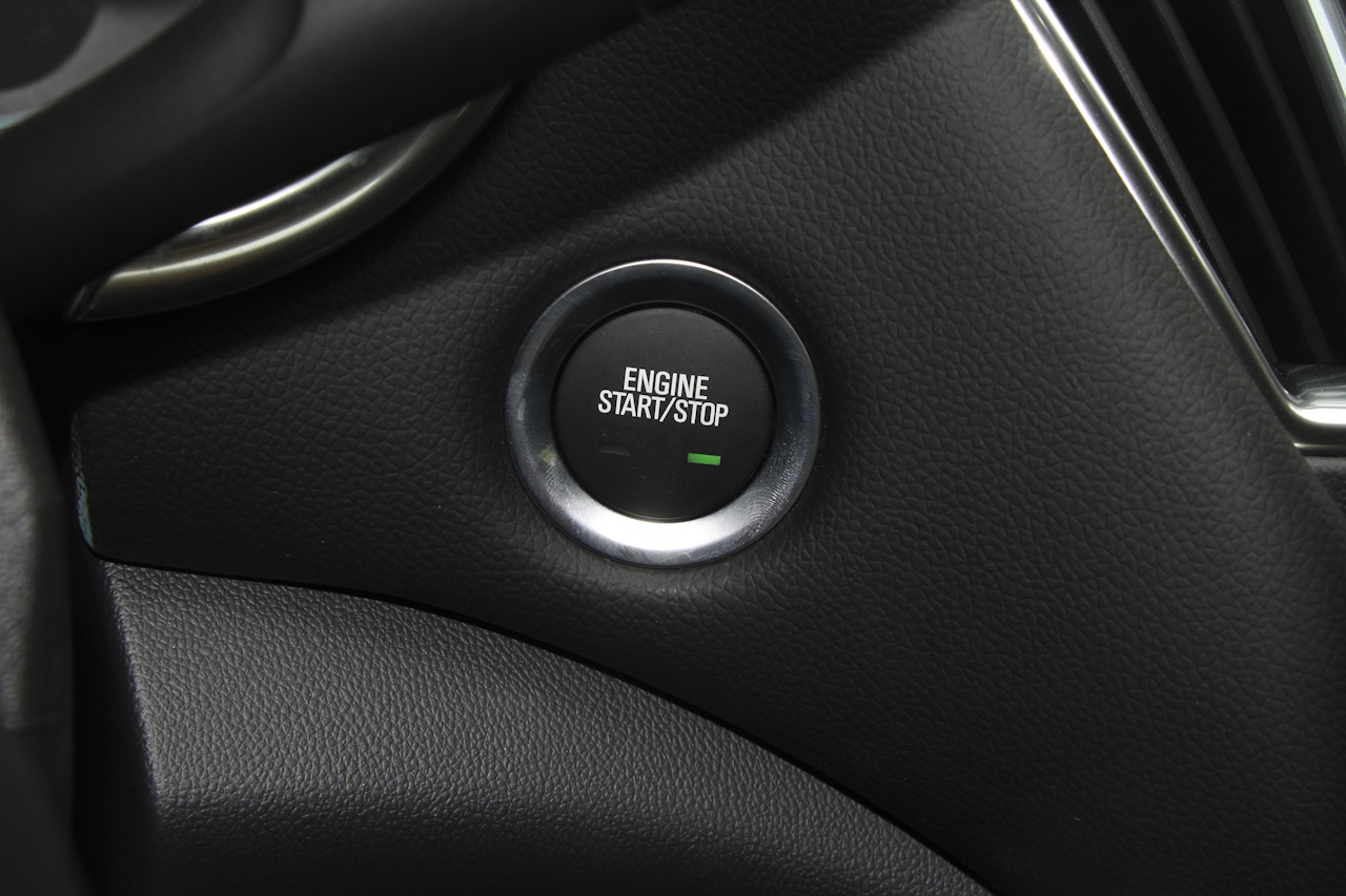 2019款迈锐宝XL Redline 2.0T 自动锐动版