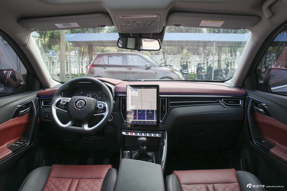 2018款风行T5 1.8T手动智享型260T