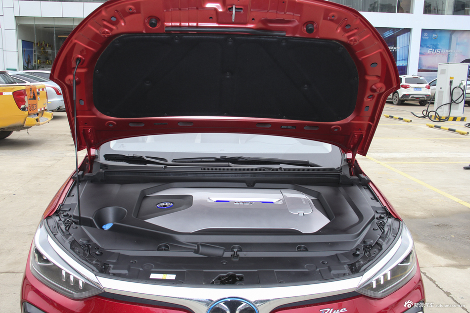 2018款北汽新能源EU系列 EU5 R500智风版 