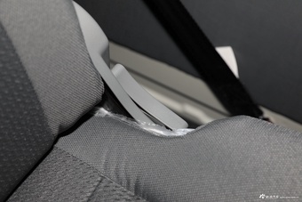 2021款凯锐浩克2.0L手动畅运标准6座平顶1TZS